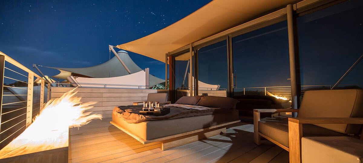 Longitude 131 - Uluru-Kata Tjuta