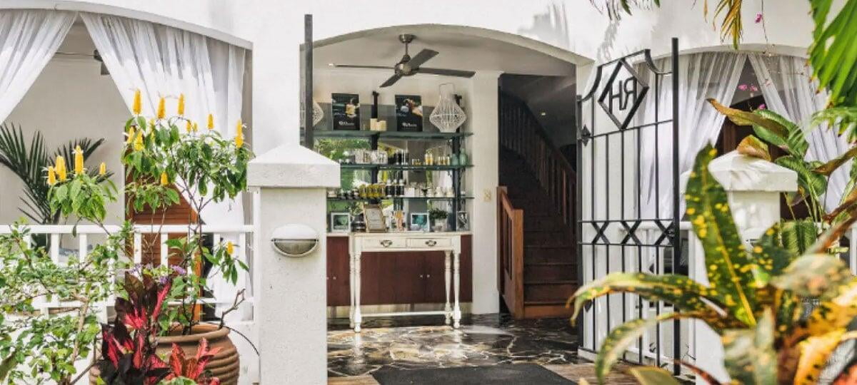 The Reef House Palm Cove